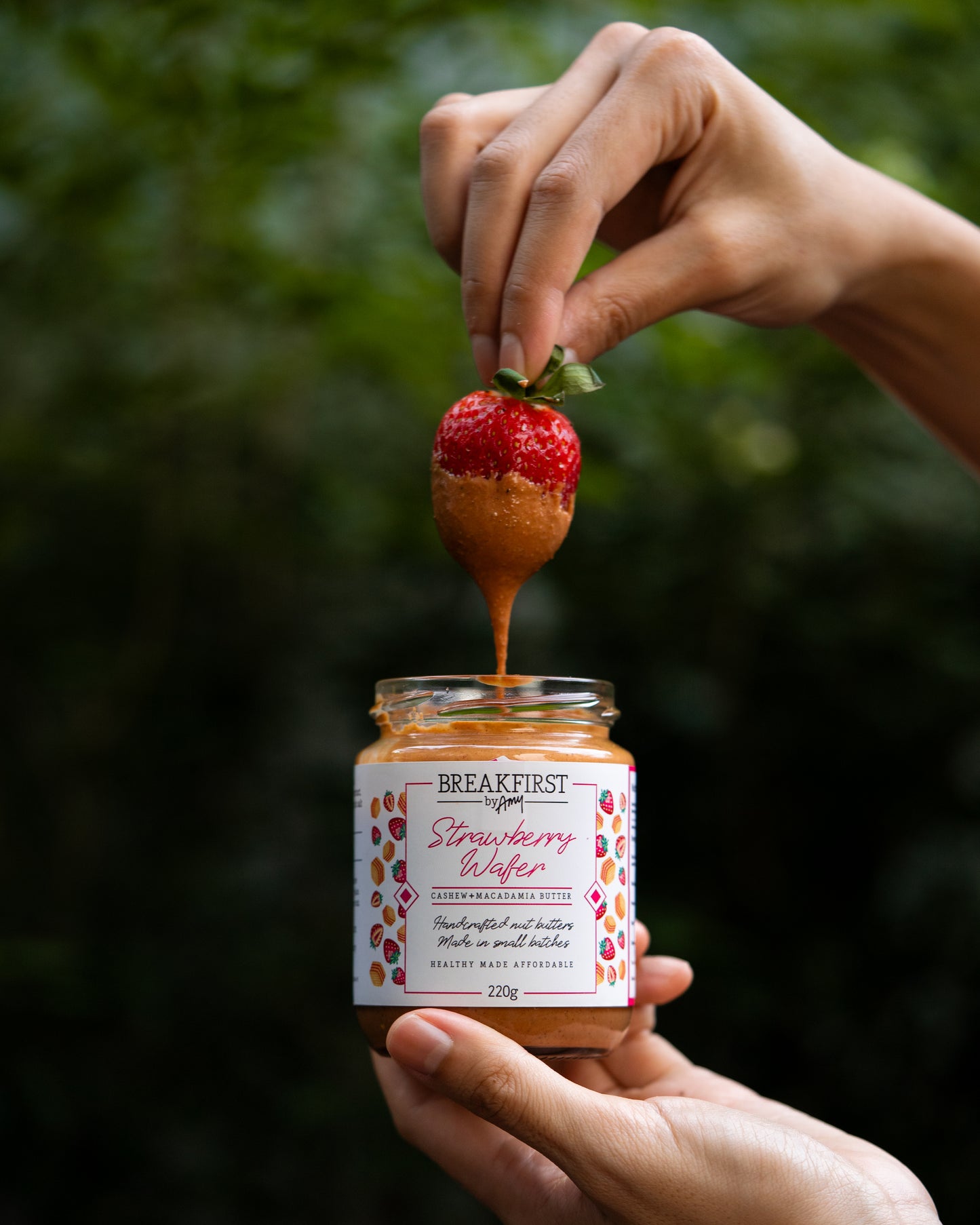 Strawberry Wafer Cashew + Macadamia Butter